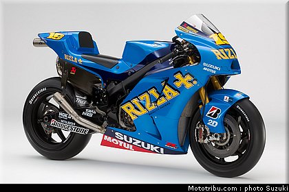 suzuki_gsvr_2010_002.jpg