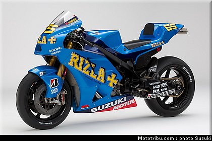suzuki_gsvr_2010_004.jpg
