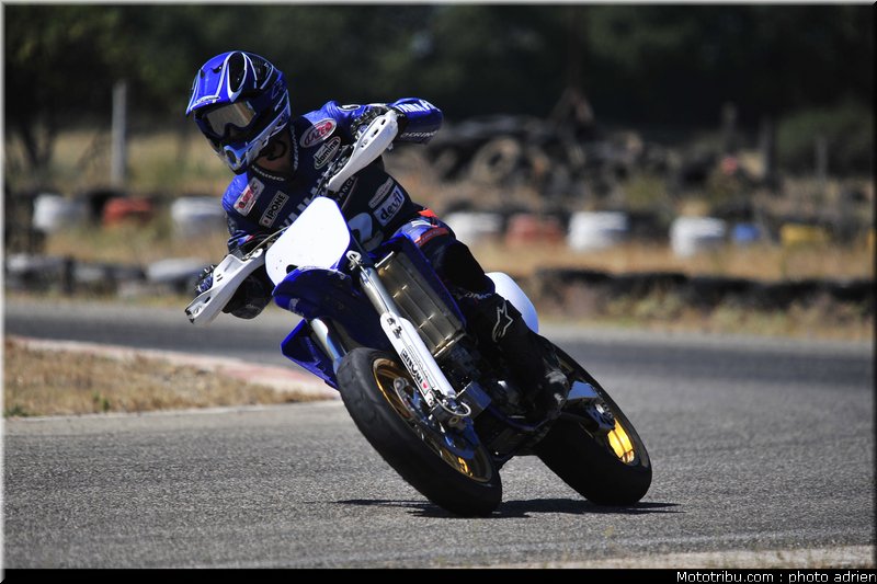 yamaha_02_circuit_du_mistral_ete_2010