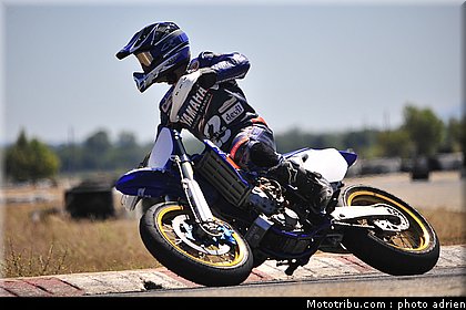yamaha_08_circuit_du_mistral_ete_2010.JPG