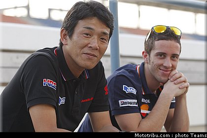 dovizioso_17_test_qatar_2010.jpg