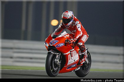 stoner_03_test_qatar_2010.JPG