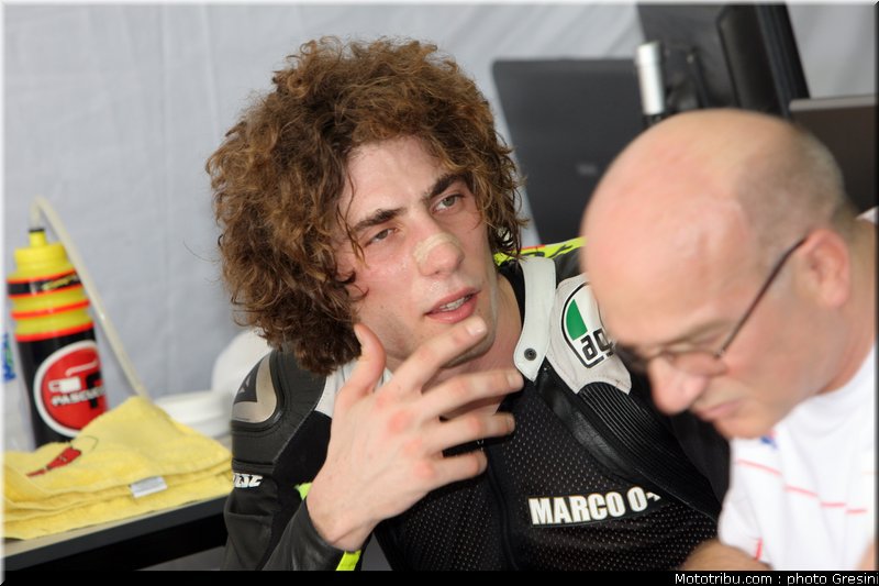 simoncelli_009_motogp_2010_test_sepang1