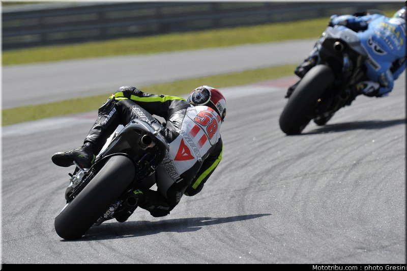 simoncelli_016_motogp_2010_test_sepang1