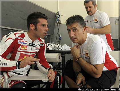 melandri_001_motogp_2010_test sepang1.jpg