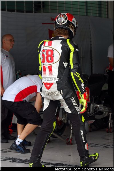 simoncelli_007_motogp_sepang_test1_2010