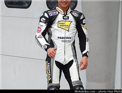aoyama_7_motogp_sepang_test1_2010.JPG