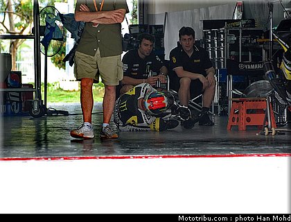 edwards_12_motogp_sepang_test1_2010.JPG