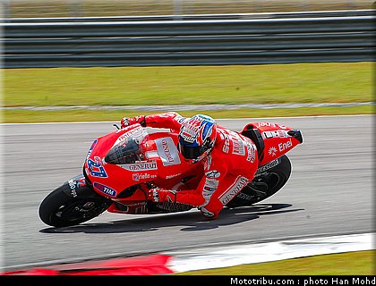 stoner_003_motogp_sepang_test1_2010.JPG