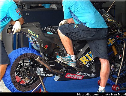 suzuki_1_motogp_sepang_test1_2010.JPG