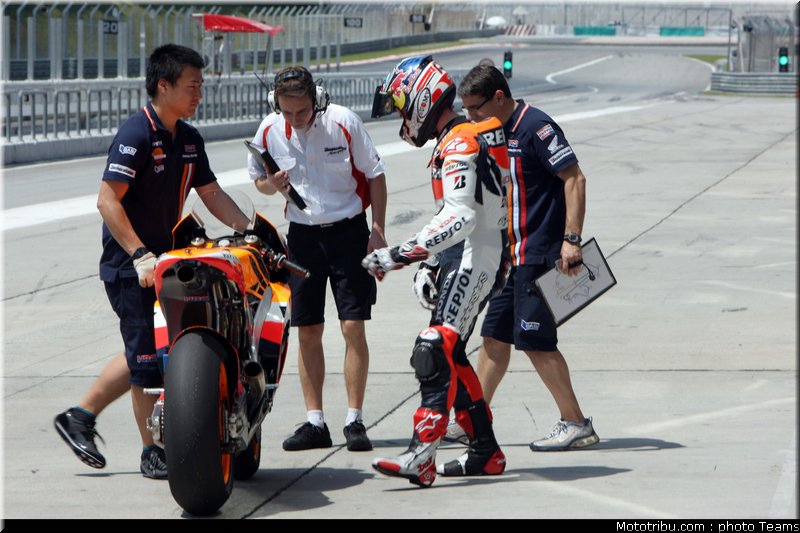 dovizioso_07_motogp_test_sepang1_2010