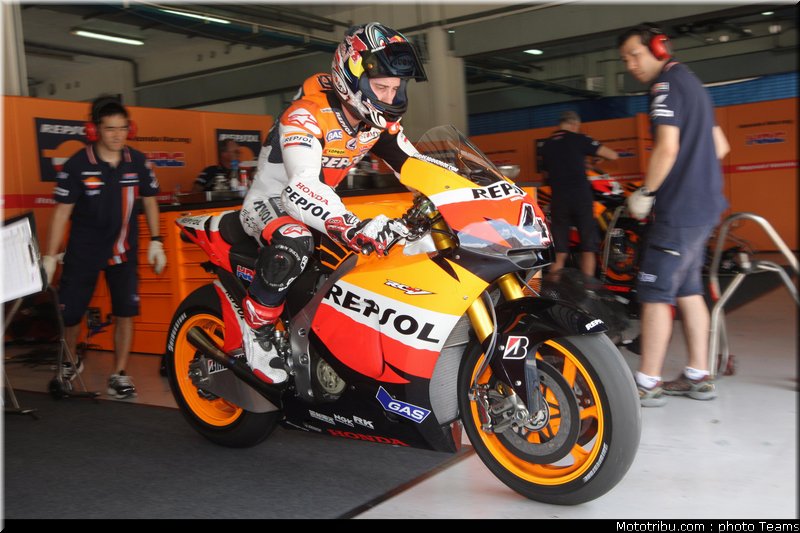 dovizioso_12_motogp_test_sepang1_2010
