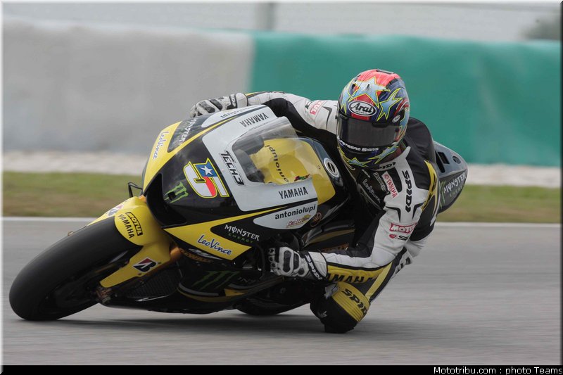 edwards_11_motogp_test_sepang1_2010