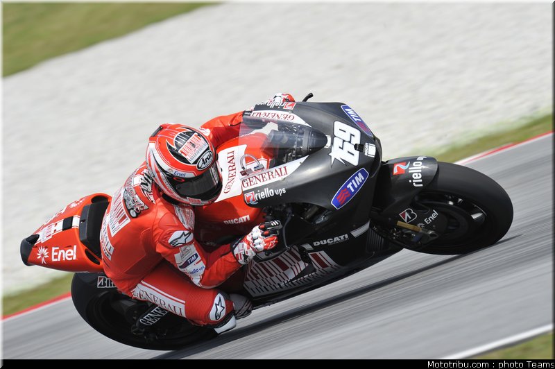 hayden_1_motogp_test_sepang1_0001