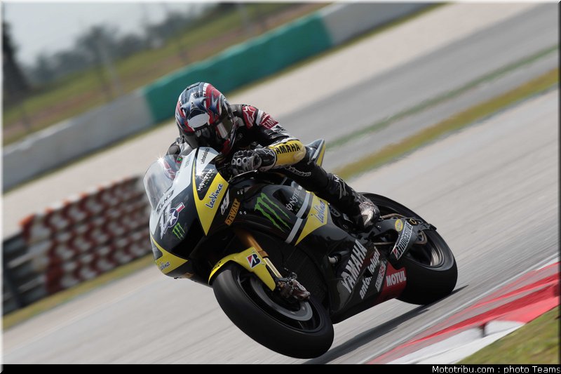 spies_11_motogp_test_sepang1_2010