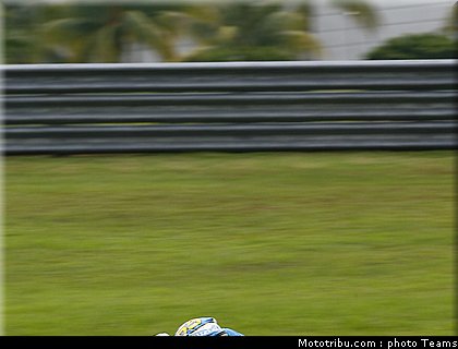 capirossi_18_motogp_test_sepang1_2010.jpg