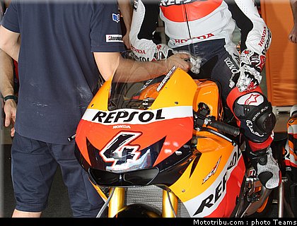 dovizioso_10_motogp_test_sepang1_2010.jpg