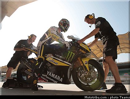 edwards_05_motogp_test_sepang1_2010.jpg