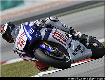 lorenzo_1_motogp_test_sepang1_2010.jpg