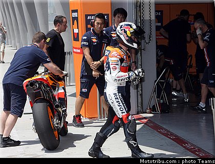 pedrosa_06_motogp_test_sepang1_2010.jpg