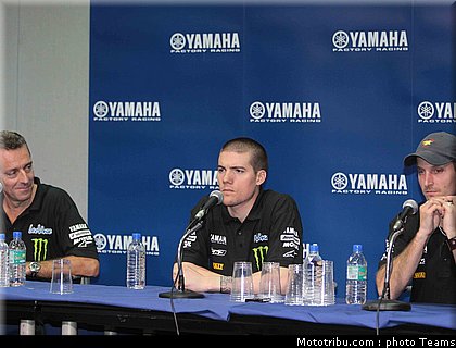 tech3_2_motogp_test_sepang1_2010.jpg