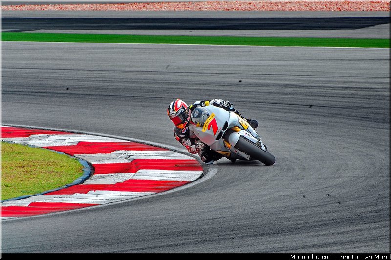 aoyama_012_motogp_2010_tests_sepang2