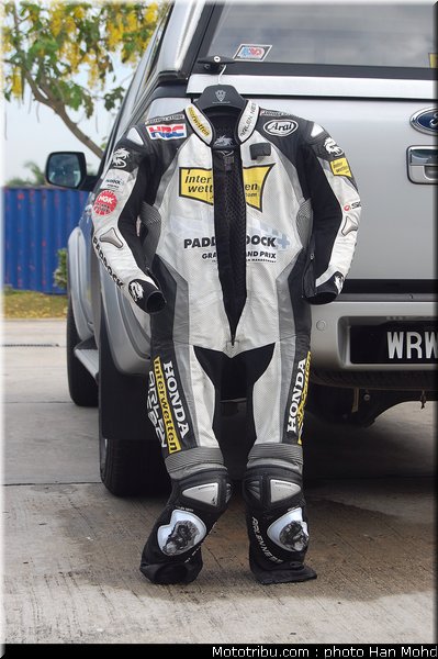 aoyama_014_motogp_2010_tests_sepang2