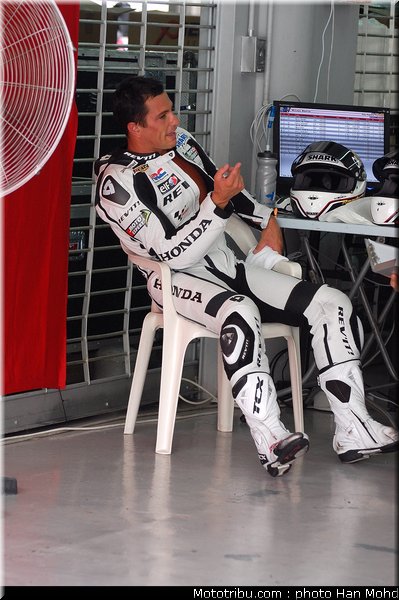 depuniet_04_motogp_2010_tests_sepang2
