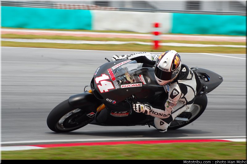 depuniet_13_motogp_2010_tests_sepang2