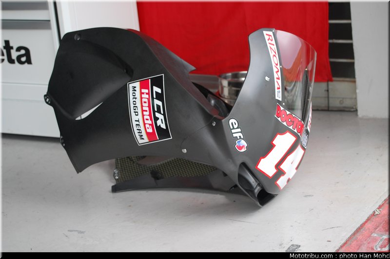 depuniet_15_motogp_2010_tests_sepang2