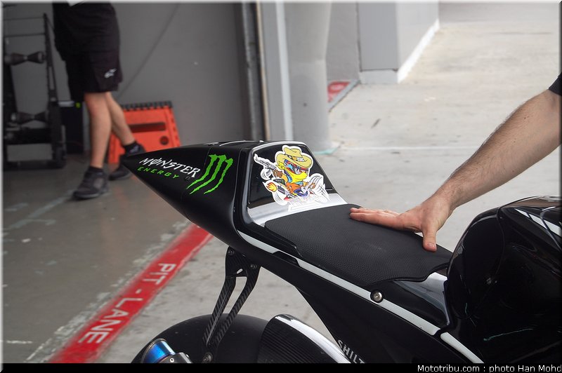 edwards_10_motogp_2010_tests_sepang2