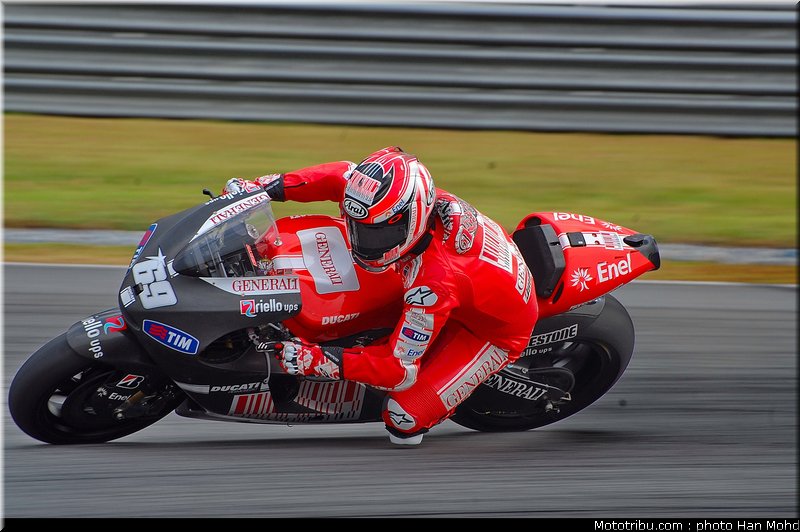 hayden_10_motogp_2010_tests_sepang2