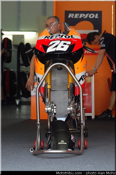 pedrosa_01_motogp_2010_tests_sepang2