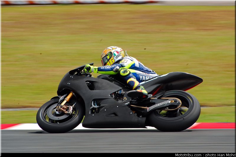 rossi_28_motogp_2010_tests_sepang2