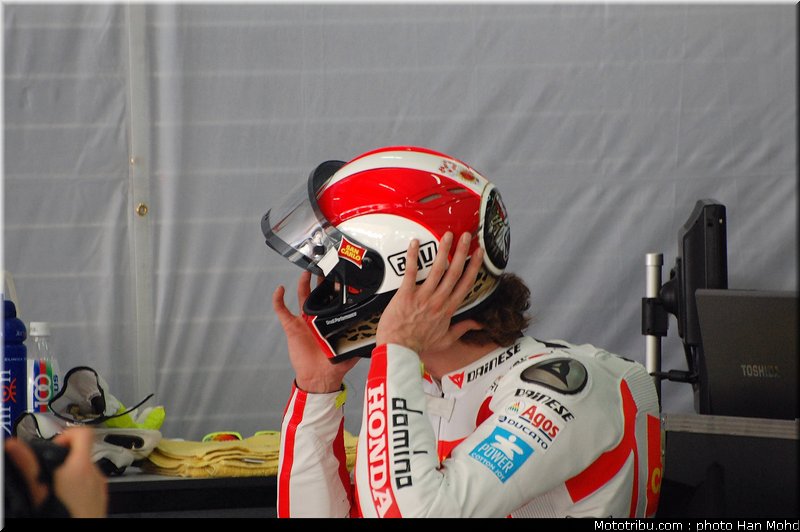 simoncelli_01_motogp_2010_tests_sepang2