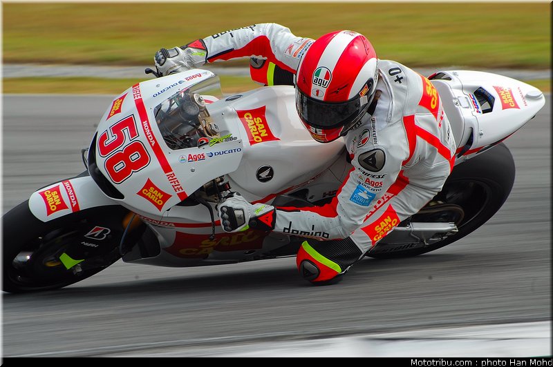 simoncelli_12_motogp_2010_tests_sepang2