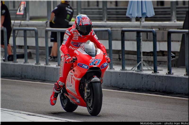 stoner_02_motogp_2010_tests_sepang2