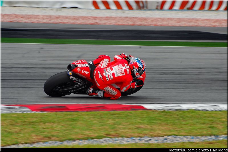 stoner_12_motogp_2010_tests_sepang2