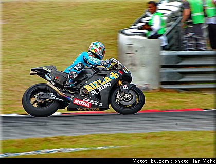 capirossi_7_motogp_2010_tests_sepang2.JPG