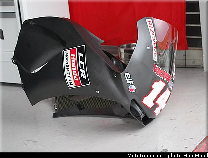 depuniet_15_motogp_2010_tests_sepang2.JPG