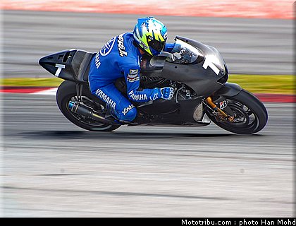 essayeur_4_motogp_2010_tests_sepang2.JPG