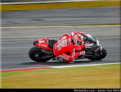 hayden_04_motogp_2010_tests_sepang2.JPG