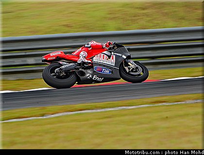 hayden_07_motogp_2010_tests_sepang2.JPG