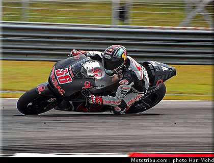 kallio_9_motogp_2010_tests_sepang2.JPG
