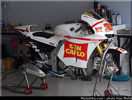 melandri_01_motogp_2010_tests_sepang2.JPG