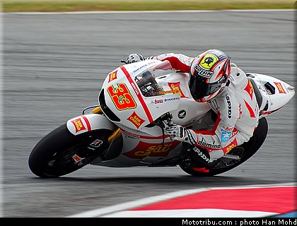 melandri_12_motogp_2010_tests_sepang2.JPG