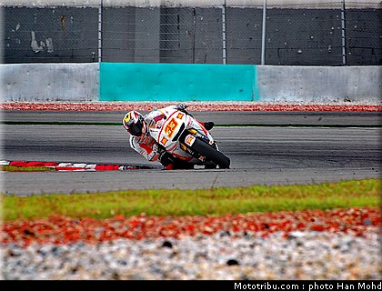 melandri_14_motogp_2010_tests_sepang2.JPG