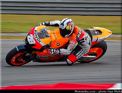 pedrosa_08_motogp_2010_tests_sepang2.JPG