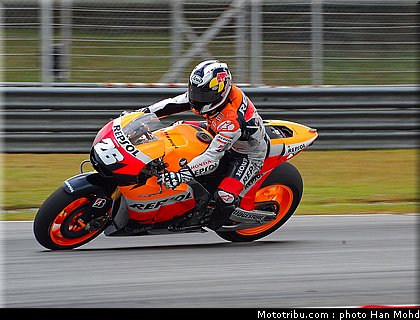 pedrosa_11_motogp_2010_tests_sepang2.JPG