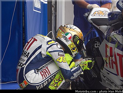 rossi_20_motogp_2010_tests_sepang2.JPG